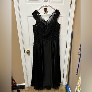 Black long evening dress